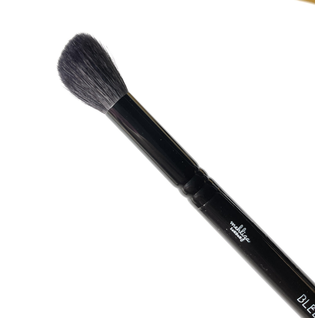 MB68 Slant Top Face Powder Brush - Mehliza Beauty London