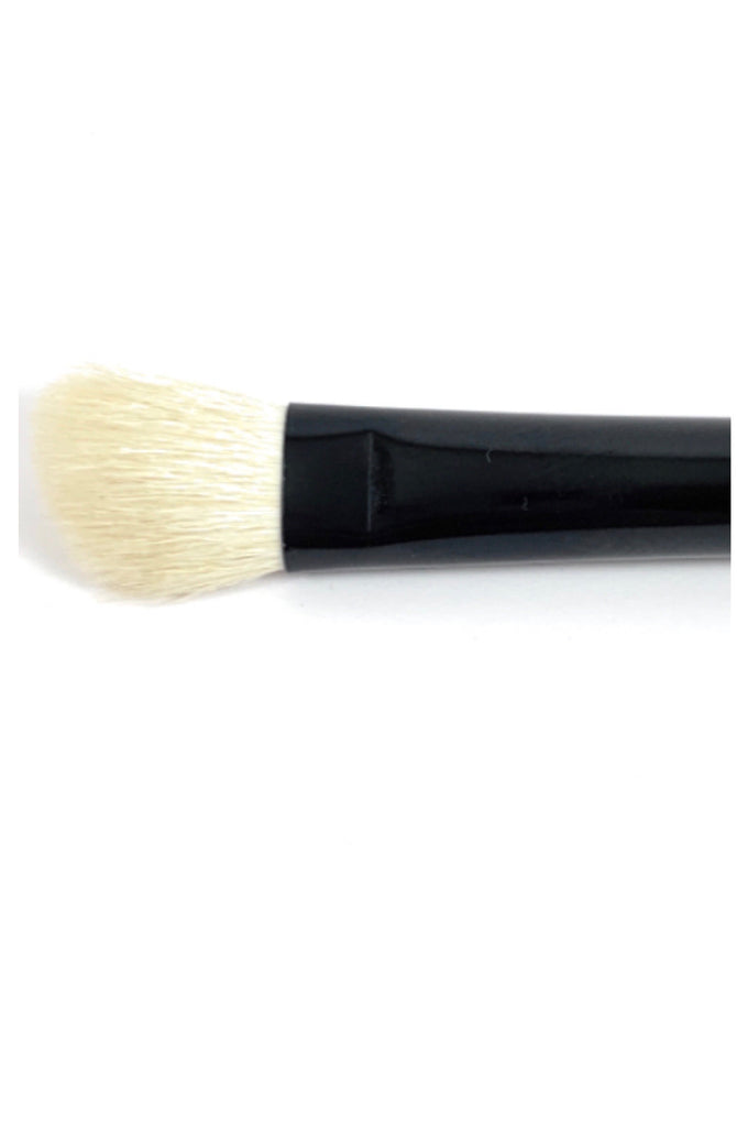 R&M 572 Advanced Angle Shading brush - Mehliza Beauty London